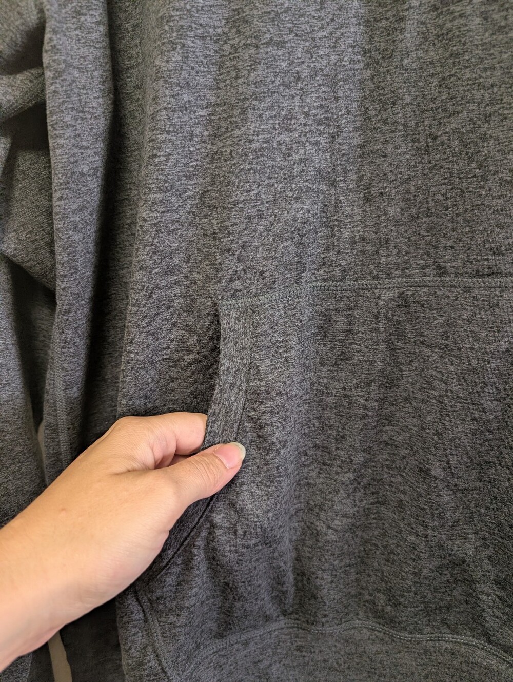 Vuori Men's Performance Half Zip Hoodie Heather Charcoal Gray Size Large - Picture 5 of 8